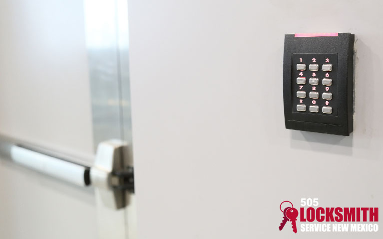 Commercial keyless door lock repair in Albuquerque, New Mexico