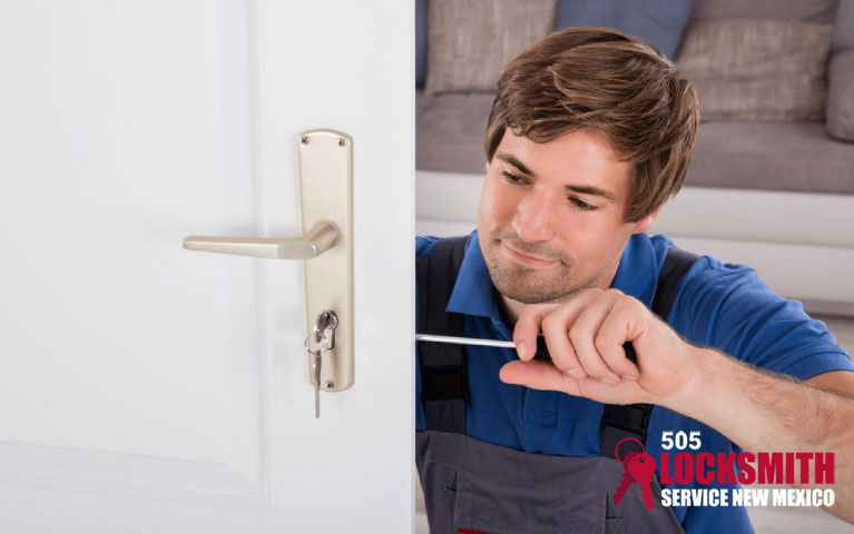Business lock repair service in Albuquerque, New Mexico
